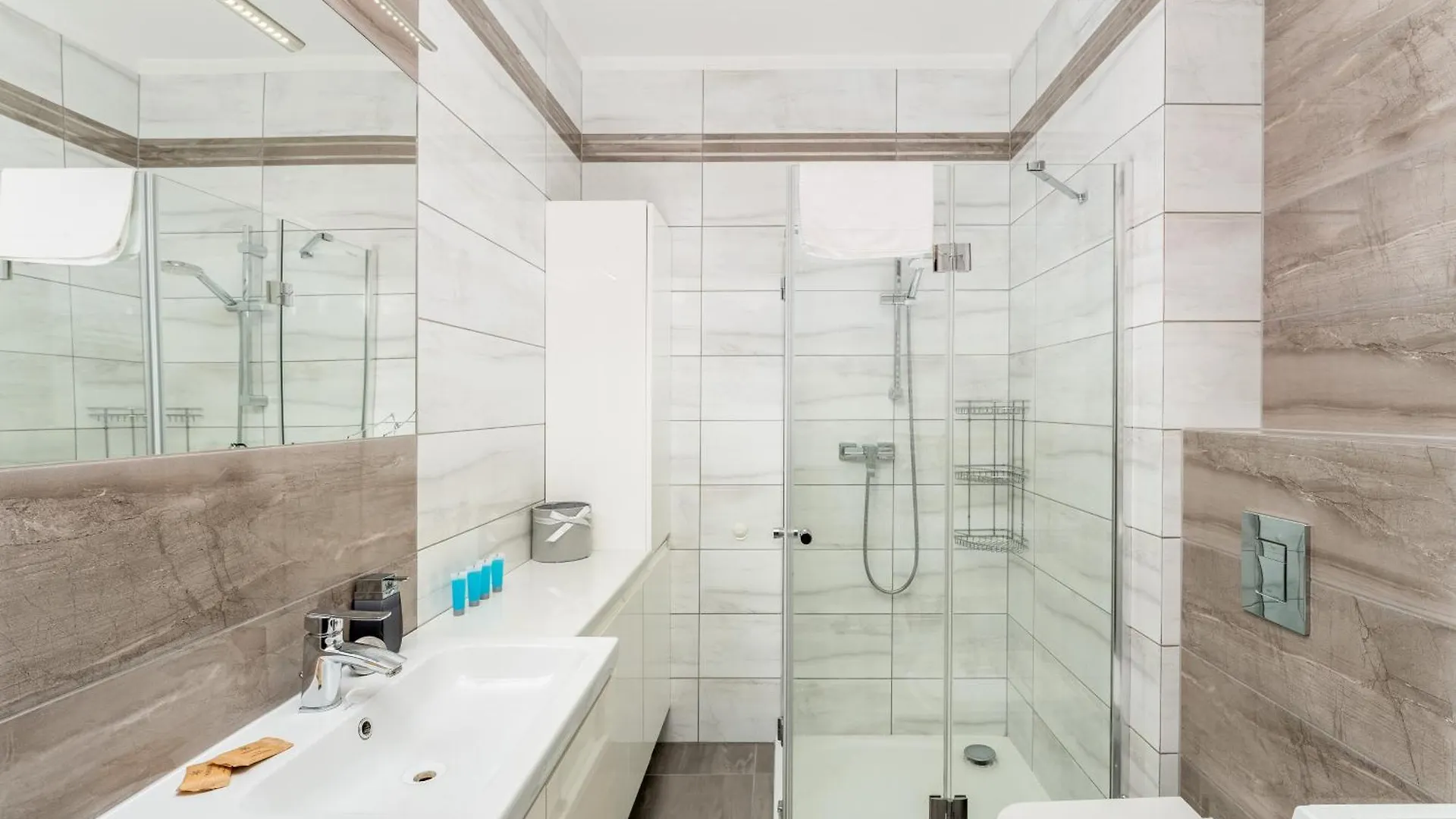 Tauron Arena Chic Apartment Krakow 0*,